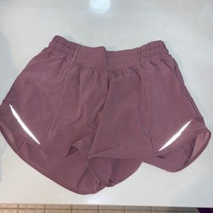 SOLD Like new lululemon hotty hot shorts